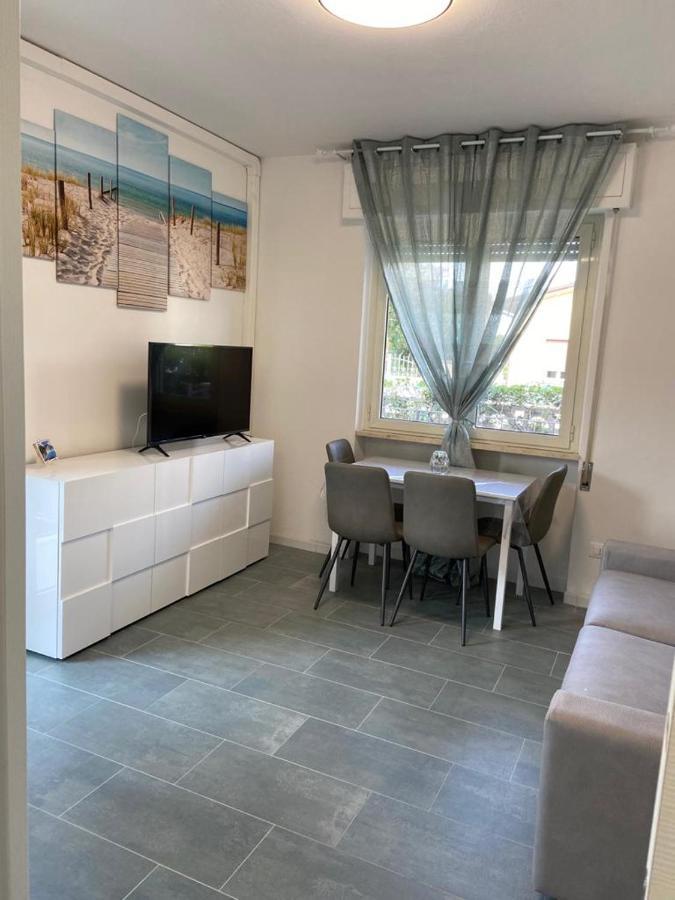 Completamente Rinnovato, Con Giardino, A 100 Mt Dal Mare Apartment