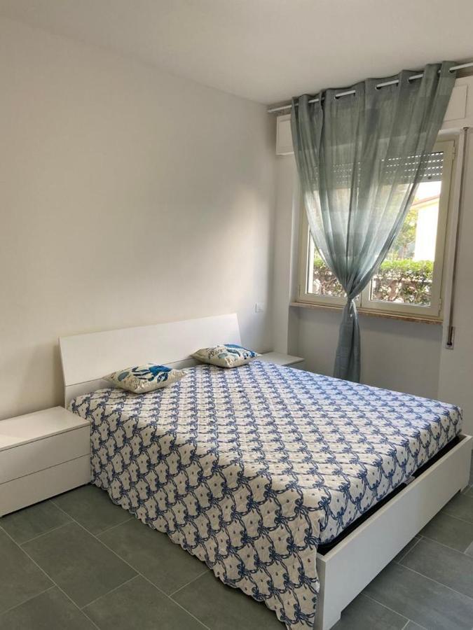 Appartement Completamente Rinnovato, Con Giardino, A 100 Mt Dal Mare Marina di Massa